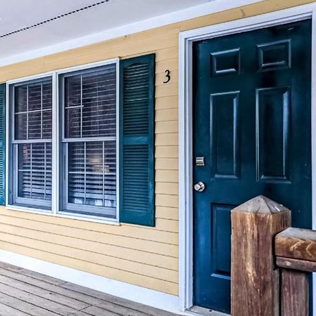 Champagne Supernova Apartment Лъдлоу Екстериор снимка