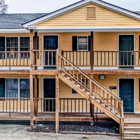 Champagne Supernova Apartment Лъдлоу Екстериор снимка