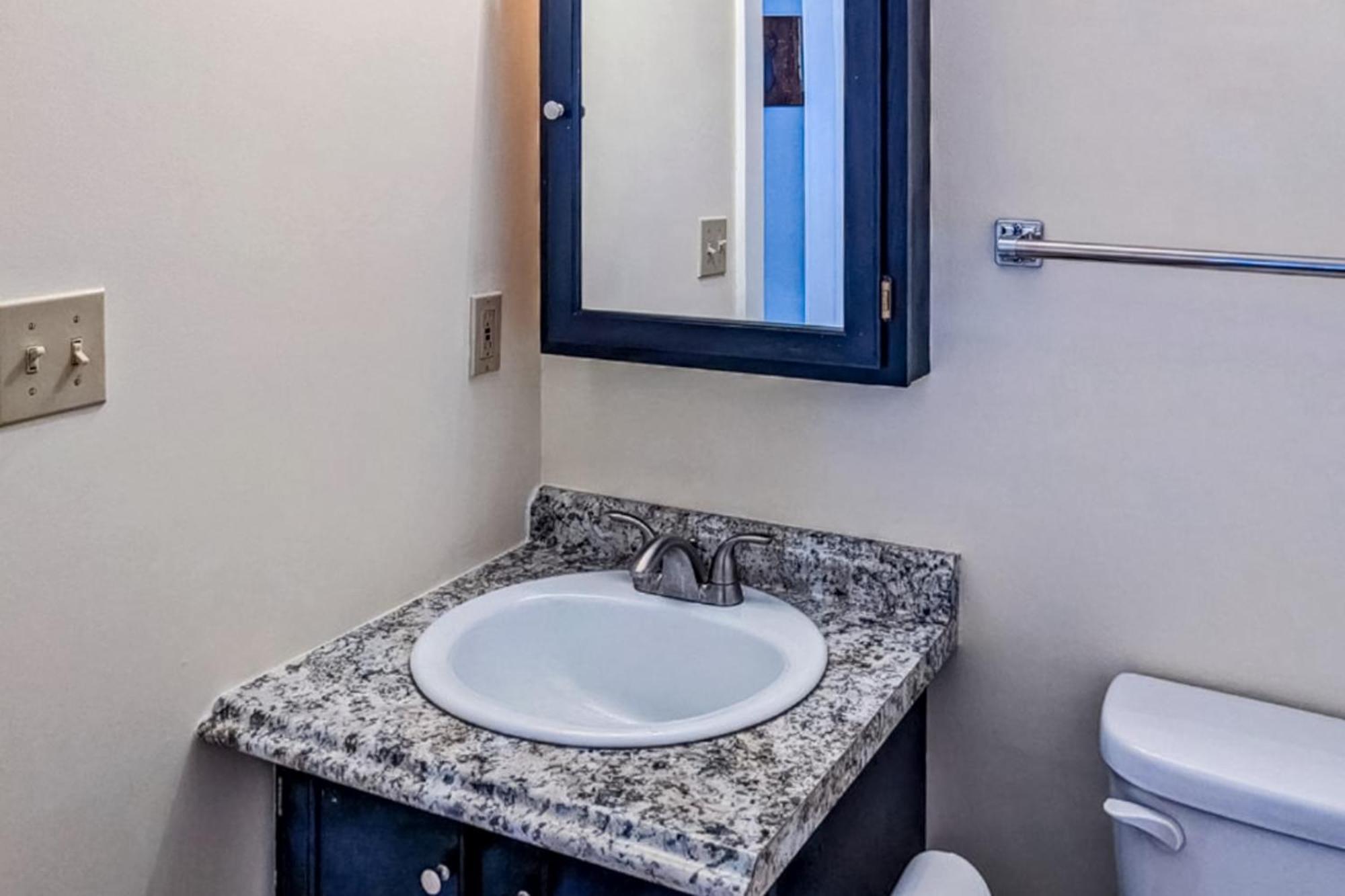 Champagne Supernova Apartment Лъдлоу Екстериор снимка